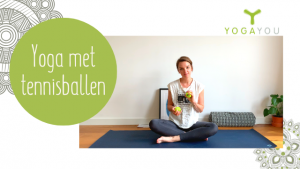 Rustige yoga met tennisballen met Berber